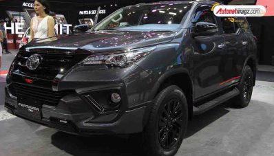 GIIAS 2019 : Toyota Segarkan Fortuner TRD Sportivo, Tambah Kick Sensor! GIIAS 2019 : Toyota Segarkan Fortuner TRD Sportivo, Tambah Kick Sensor!