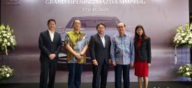 Dealer-Mazda-Simprug-terbesar-modern-showroom-Jakarta-Selatan