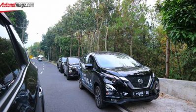 Test Drive Nissan Livina VE : Lahap Tanjakan Cangar! Test Drive Nissan Livina VE : Lahap Tanjakan Cangar!