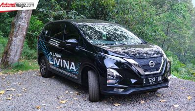 Test Drive Nissan Livina VE : Lahap Tanjakan Cangar! Test Drive Nissan Livina VE : Lahap Tanjakan Cangar!