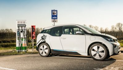Charging Station Di Inggris Kini Lebih Banyak Daripada SPBU