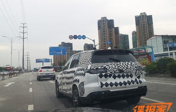 SUV Misterius Baojun Diuji Jalan, Pakai Adaptive Cruise Control! SUV Misterius Baojun Diuji Jalan, Pakai Adaptive Cruise Control!