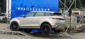 Panel Instrumen All New Range Rover Evoque