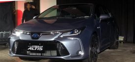 All New Toyota Corolla Altis Hybrid