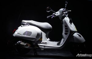 Vespa GTS Super Tech 300 : Skuter Canggih Seharga LCGC!
