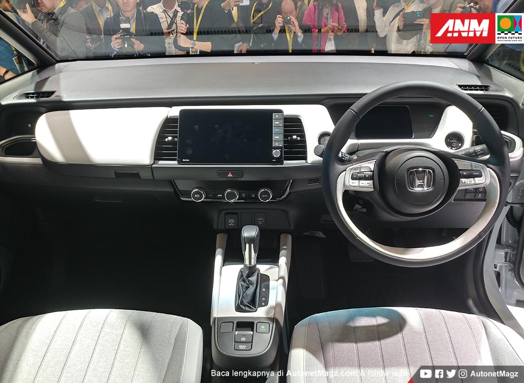 Berita, Dashboard All New Honda Jazz: TMS 2019 : All New Honda Jazz Dirilis, Mesin Hybrid & Dapat Honda Sensing!