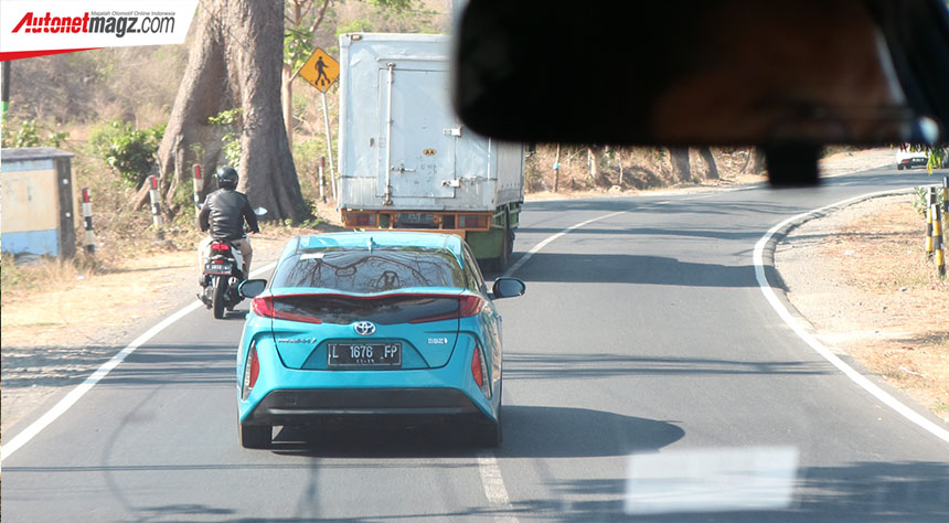 Berita, Jurnalis Test Drive Hybrid Toyota: Libas Ratusan Kilometer Bersama Hybrid Toyota!