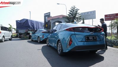 Libas Ratusan Kilometer Bersama Hybrid Toyota!