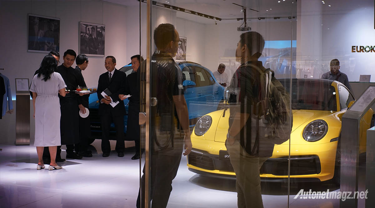 Berita, eurokars-gallery-plaza-indonesia: Porsche Indonesia Resmikan Kehadiran Porsche 911 992 ke Publik
