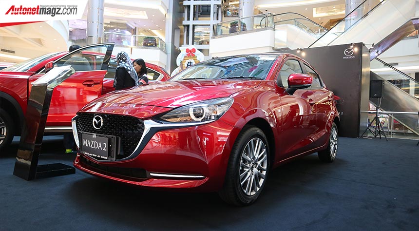 Berita, Mazda2 Facelift Depan: Mazda Boyong CX-8 Dan Mazda2 Facelift ke Surabaya