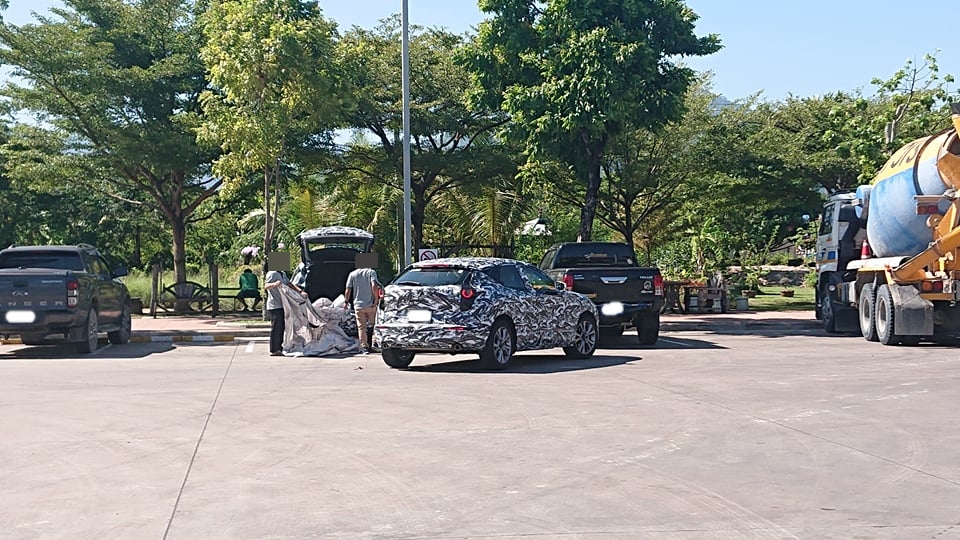 Berita, Spyshot-Mazda-CX-30-Thailand: Mazda CX-30 Diuji Jalan di Thailand, Makin Dekat Ke Indonesia