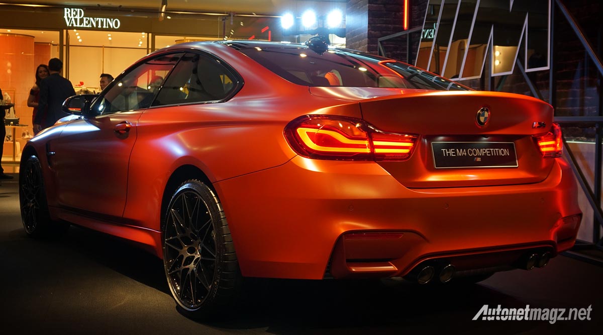 Berita, bmw-m4-competition-rear: BMW M4 Competition, Baru Hadir Langsung Sold Out!
