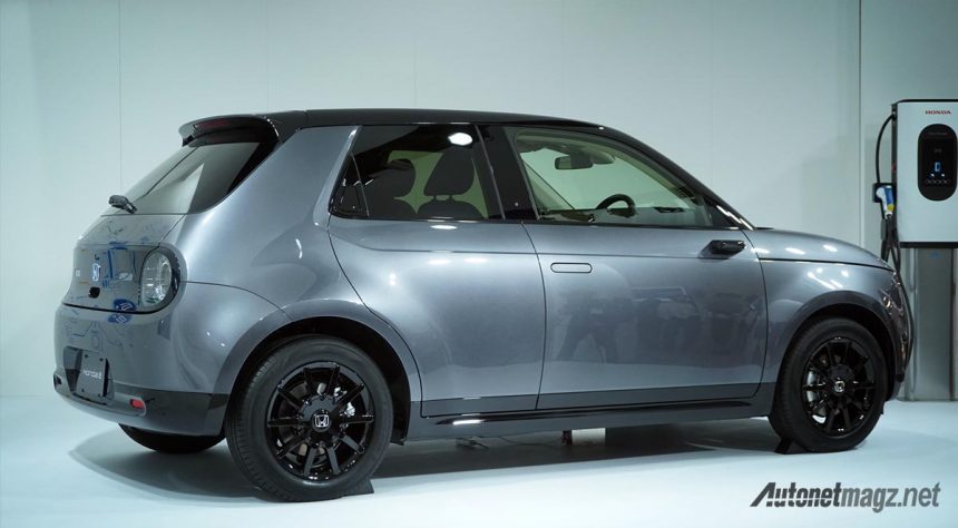 Honda Resmi Beli Hitachi, Keihin, Showa dan Nissin Honda Resmi Beli Hitachi, Keihin, Showa dan Nissin