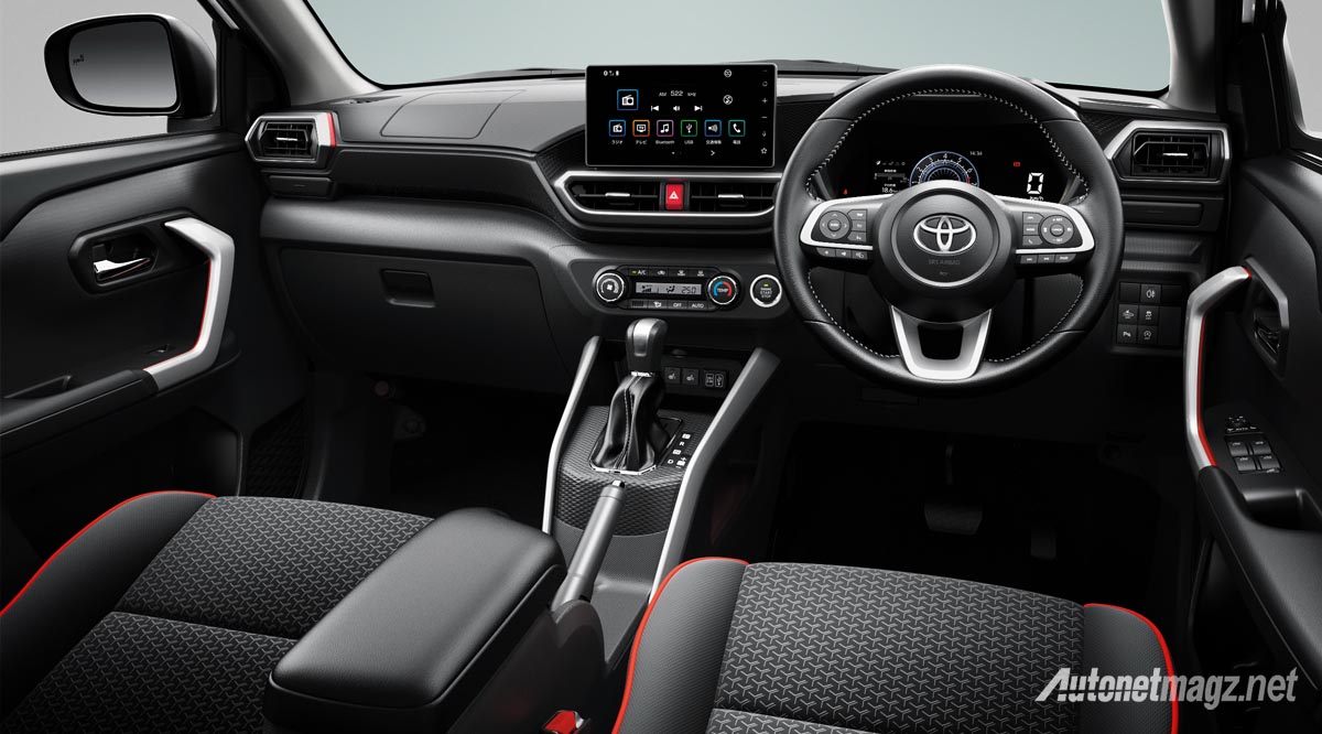 Berita, toyota-raize-interior: Detail Toyota Raize : Mesin Turbo 98 PS, Harga Mulai 215 Juta di Jepang
