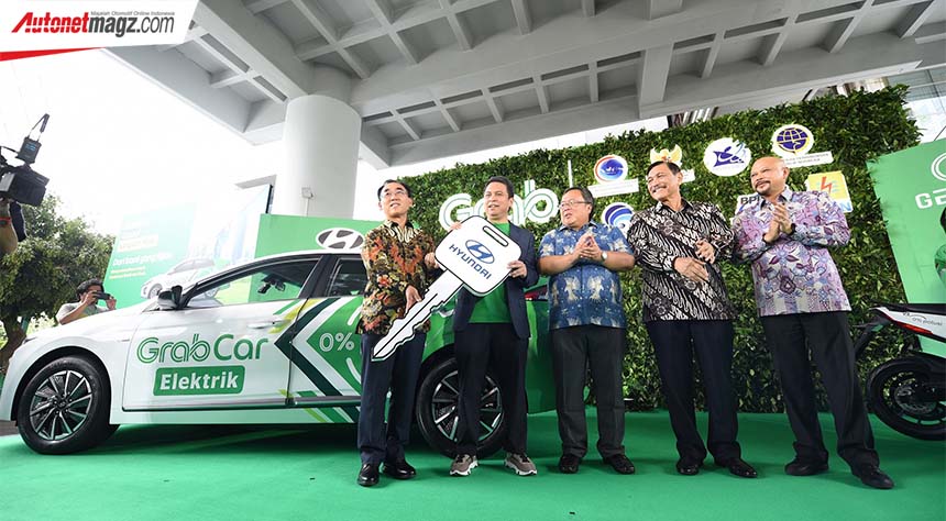 Berita, Hyundai IONIQ Grab Indonesia: Grab Resmi Gunakan Hyundai IONIQ Sebagai Armada Taksol Setrum