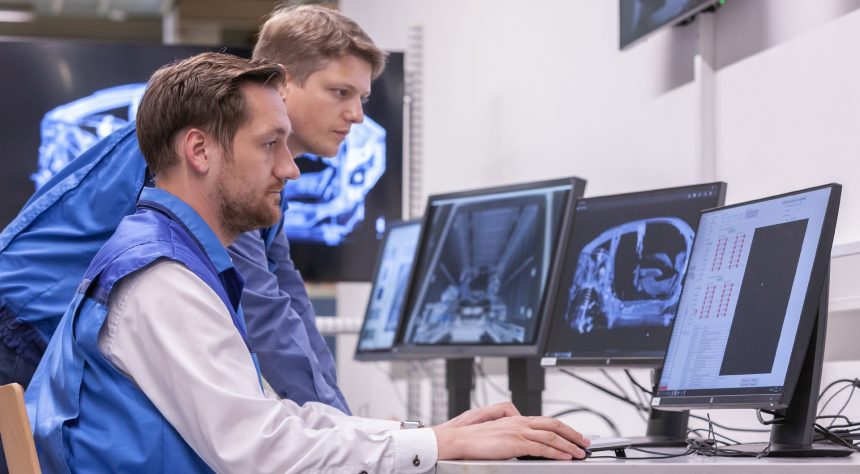 BMW dan Hyundai Menjadi Incaran Hacker Asal Vietnam BMW dan Hyundai Menjadi Incaran Hacker Asal Vietnam