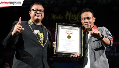 Komunitas Mobilio Pecahkan Rekor MURI Uji Emisi Terbanyak Komunitas Mobilio Pecahkan Rekor MURI Uji Emisi Terbanyak