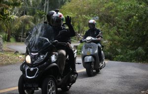 Sandiaga Uno Siapkan Aturan Touring Motor Di Tengah Pandemi Sandiaga Uno Siapkan Aturan Touring Motor Di Tengah Pandemi