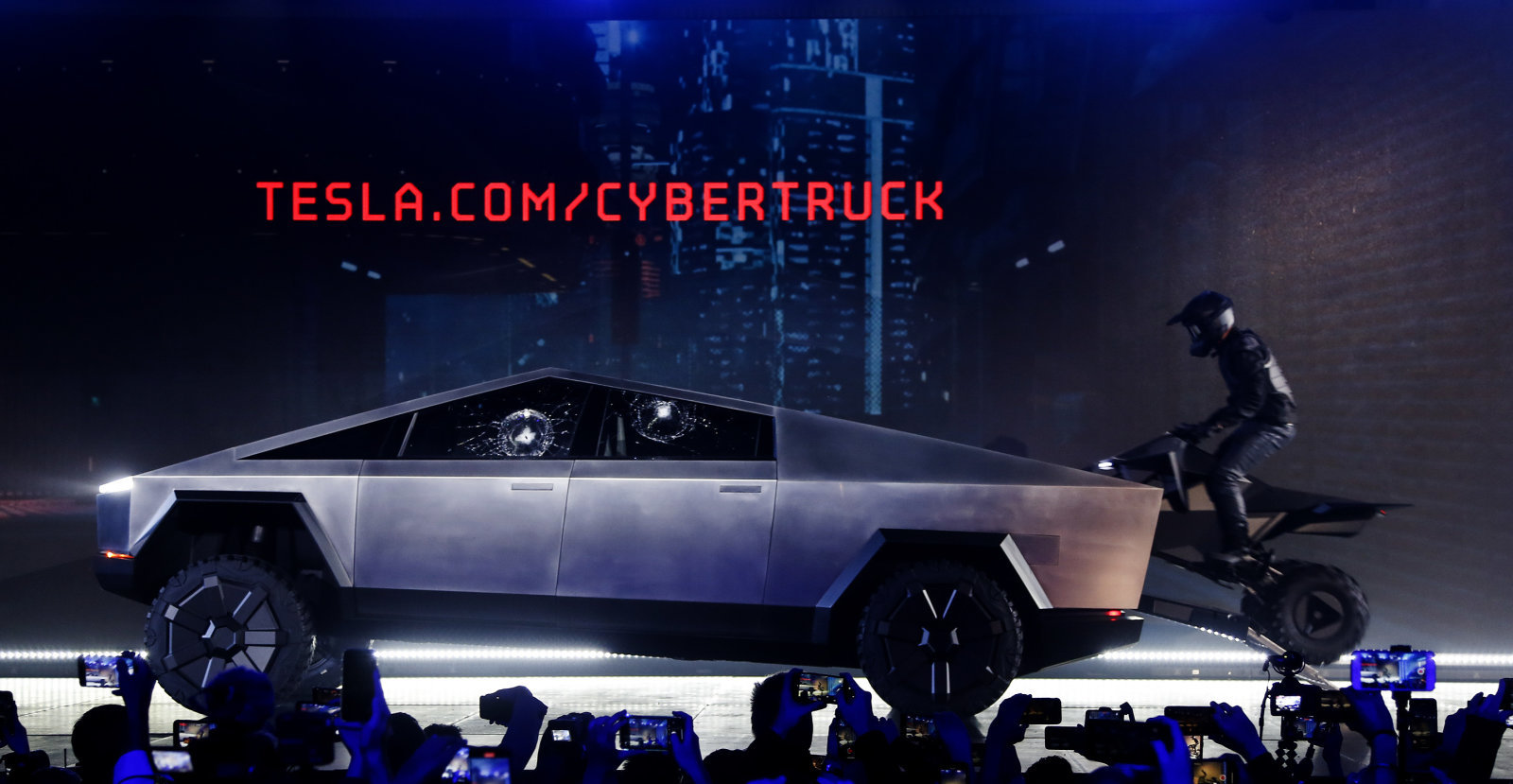 Berita, Tesla Pickup: Musk : Motor Offroad Listrik Menarik, Tapi Tidak Dengan Motor OnRoad