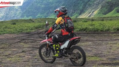 Jelajah Gunung Bromo Bersama Kawasaki KLX150BF & KLX230R Jelajah Gunung Bromo Bersama Kawasaki KLX150BF & KLX230R