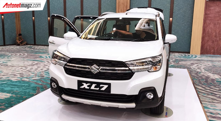 Berita, Fitur Suzuki XL7: Suzuki XL7 Resmi Diperkenalkan, Mulai 230 Jutaan