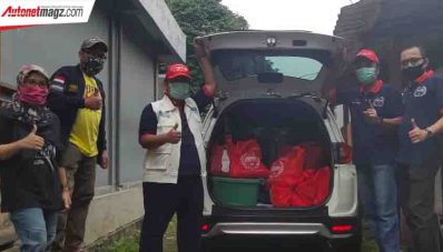 Komunitas Mobil Honda Serentak Beri Bantuan Untuk Perangi COVID-19 Komunitas Mobil Honda Serentak Beri Bantuan Untuk Perangi COVID-19