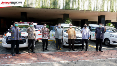 Lawan COVID-19, Toyota & SERA Donasi Mobilitas dan Medis Ke Kemenkes RI Lawan COVID-19, Toyota & SERA Donasi Mobilitas dan Medis Ke Kemenkes RI