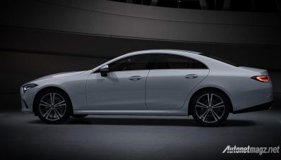 Mercedes-Benz CLS260, Mesinnya Kecil Banget! Mercedes-Benz CLS260, Mesinnya Kecil Banget!