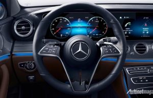 Mercedes-Benz Akan Ubah Tombol Setir Jadi Touchpad