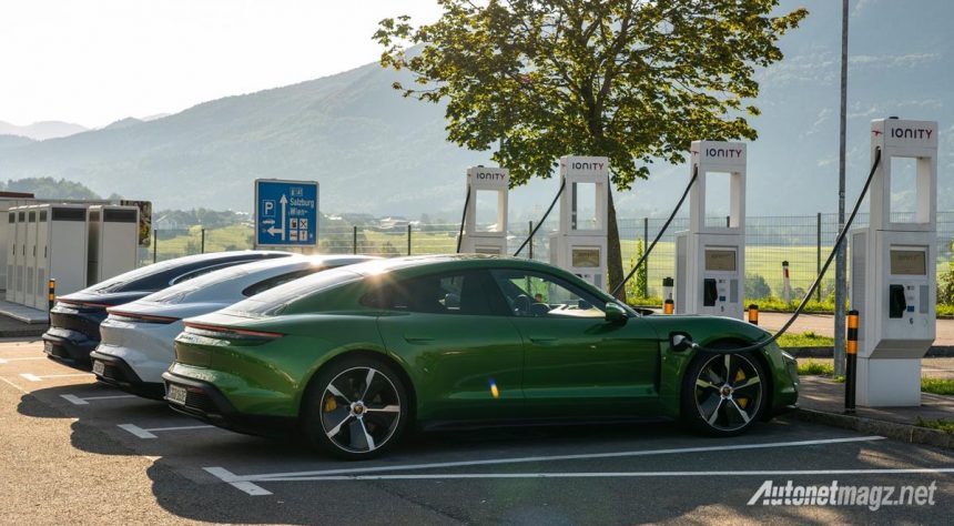 Studi Menunjukkan Lebih Baik Mengisi Daya EV di Siang Hari, Masa sih? Studi Menunjukkan Lebih Baik Mengisi Daya EV di Siang Hari, Masa sih?