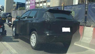 Toyota Corolla Cross Terjepret Diuji Jalan, Untuk Asia Tenggara? Toyota Corolla Cross Terjepret Diuji Jalan, Untuk Asia Tenggara?