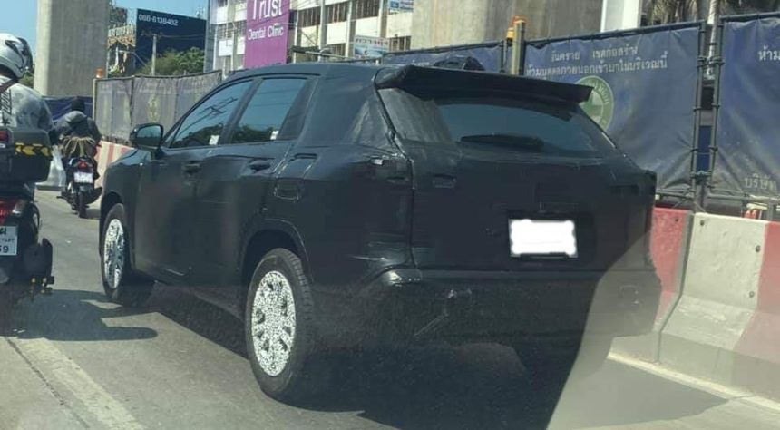 Toyota Corolla Cross Terjepret Diuji Jalan, Untuk Asia Tenggara? Toyota Corolla Cross Terjepret Diuji Jalan, Untuk Asia Tenggara?