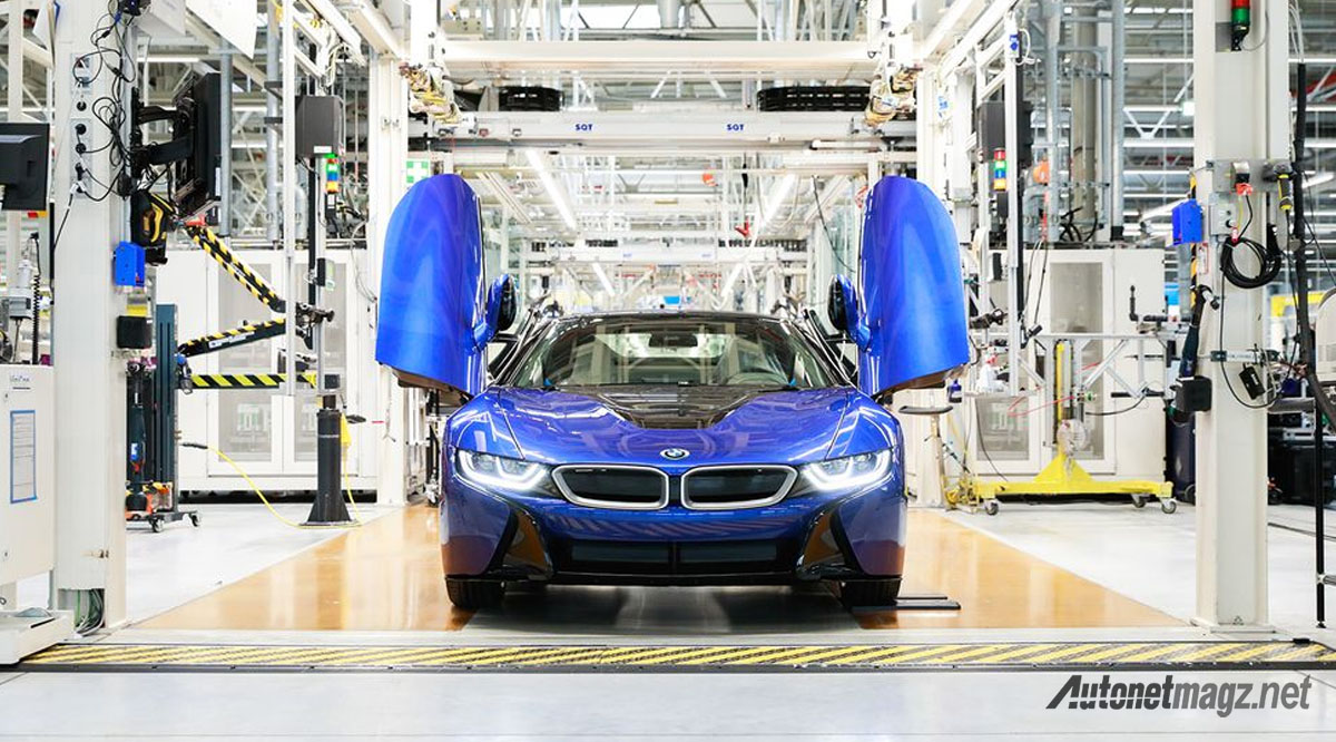 Berita, bmw i8 roadster portimau blue: Auf Wiedersehen, BMW i8 Terakhir Resmi Meninggalkan Pabrik