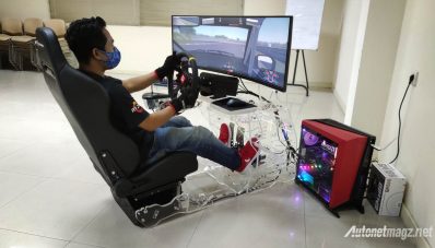 Honda Tantang Kamu Balapan dari Rumah, Total Hadiah 65 Juta! Honda Tantang Kamu Balapan dari Rumah, Total Hadiah 65 Juta!