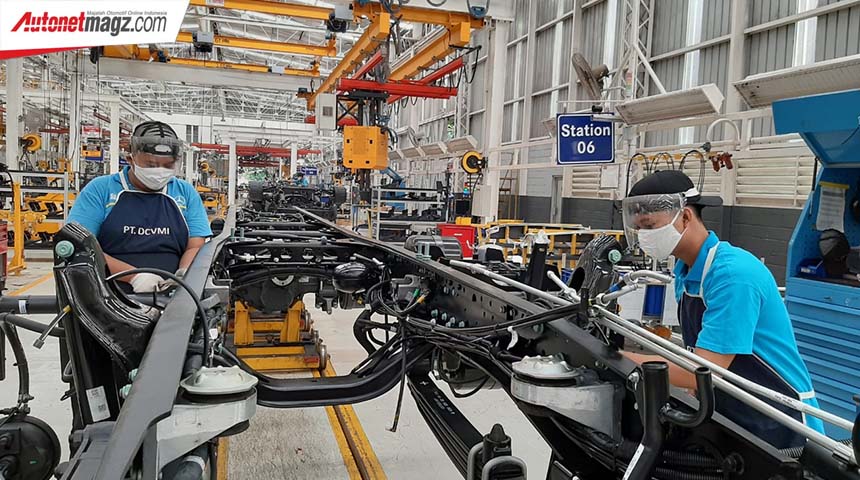 Berita, Daimler Commercial Wanaherang: Pabrik Daimler Commercial di Wanaherang Mulai Kembali Produksi