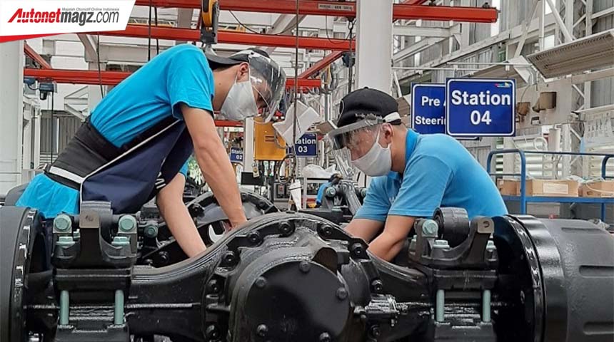 Berita, Pabrik Daimler Commercial Indonesia: Pabrik Daimler Commercial di Wanaherang Mulai Kembali Produksi