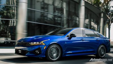 KIA K5 2021, Bukan Mobil Kaki Lima!