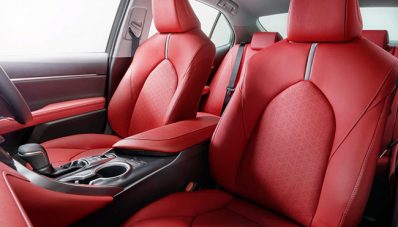 Toyota Camry Black Edition: Selebrasi 40 Tahun Camry! Toyota Camry Black Edition: Selebrasi 40 Tahun Camry!