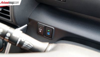 Toyota Sienta Welcab : Akhirnya Pakai Captain Seat Toyota Sienta Welcab : Akhirnya Pakai Captain Seat