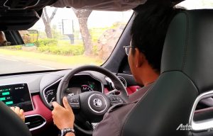 Terpaksa Buka Puasa Saat Mengemudi Mobil? Perhatikan Tips Ini! Terpaksa Buka Puasa Saat Mengemudi Mobil? Perhatikan Tips Ini!