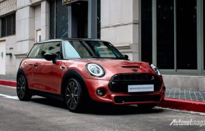 MINI Cooper Rosewood Edition Hanya Ada 40 Unit, Sikat! MINI Cooper Rosewood Edition Hanya Ada 40 Unit, Sikat!