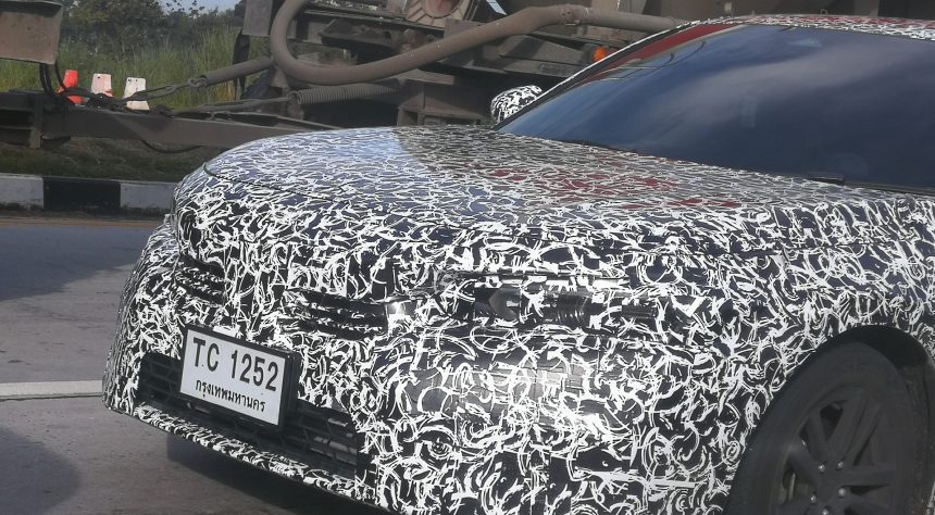 Honda Civic Turbo Generasi Baru Berkeliaran di Thailand! Honda Civic Turbo Generasi Baru Berkeliaran di Thailand!