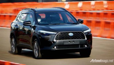 Toyota Corolla Cross, Ini Mobil Hybrid Termurah Se-Indonesia! Toyota Corolla Cross, Ini Mobil Hybrid Termurah Se-Indonesia!