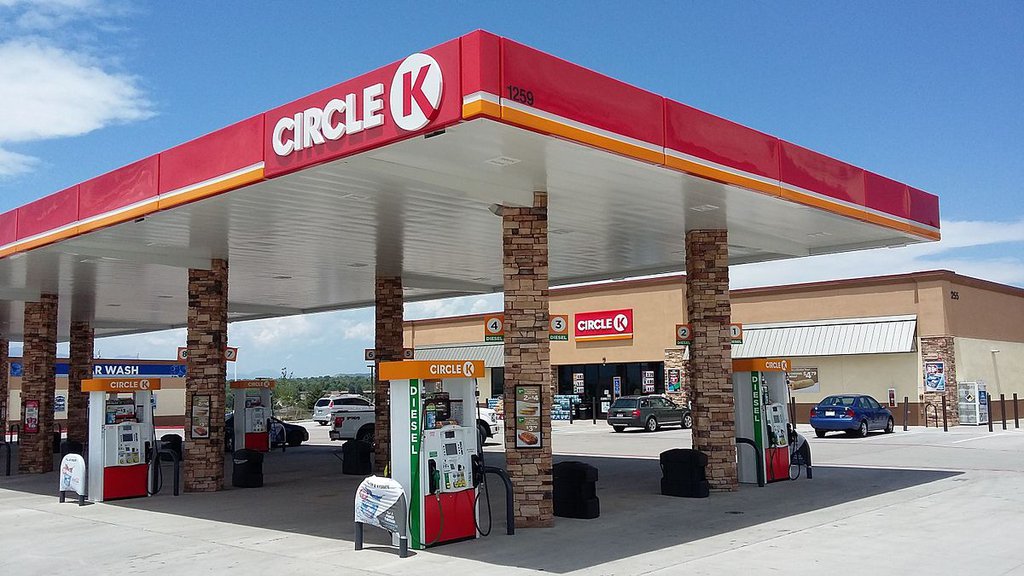 Berita, Circle-K-Chraging: Pemilik Circle K Ingin Pasang Charger Station di Outletnya