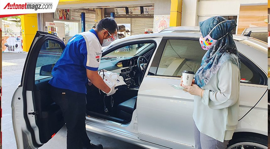 Shell Bagi Masker Gratis & Beri Layanan Desinfeksi Mobil Shell Bagi Masker Gratis & Beri Layanan Desinfeksi Mobil