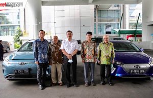 Hyundai Ajak Pemerintah Lihat Langsung IONIQ & Kona EV Hyundai Ajak Pemerintah Lihat Langsung IONIQ & Kona EV