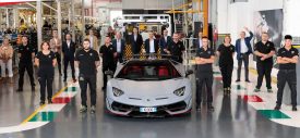 Lamborghini Berhasil Menjual 10.000 Unit Aventador