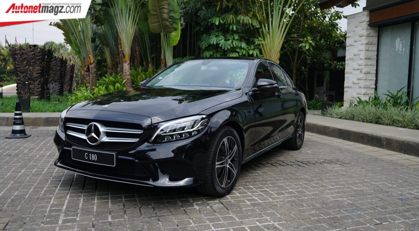 Mercedes-Benz Laris di Segmen Premium, Kalahkan BMW! Mercedes-Benz Laris di Segmen Premium, Kalahkan BMW!