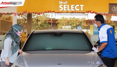Shell Bagi Masker Gratis & Beri Layanan Desinfeksi Mobil Shell Bagi Masker Gratis & Beri Layanan Desinfeksi Mobil