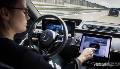 Mercedes-Benz S-Class W223, Sedan RI 1 Makin Cerdas dan Canggih! Mercedes-Benz S-Class W223, Sedan RI 1 Makin Cerdas dan Canggih!